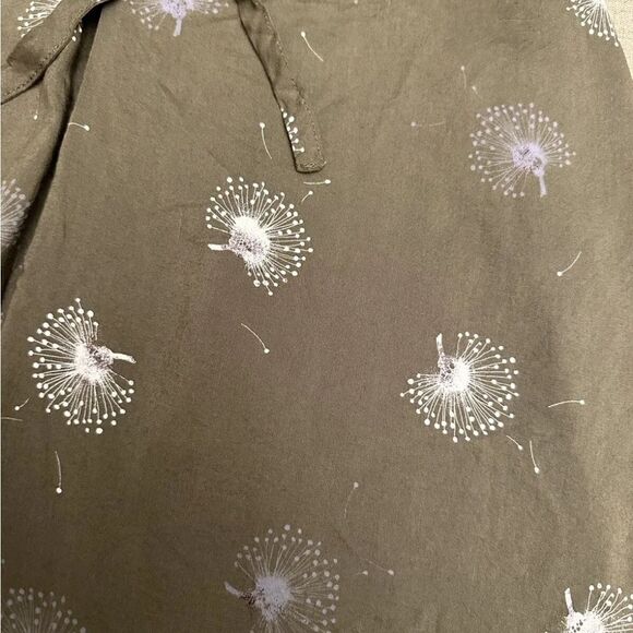 MELROSE AND MARKET Top Womens Medium Dandelion Sleeveless Flowy Blouse Boxy - Picture 8 of 8